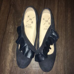 Anthro KMB 38 pinup girl vintage inspired ruffle strap pumps